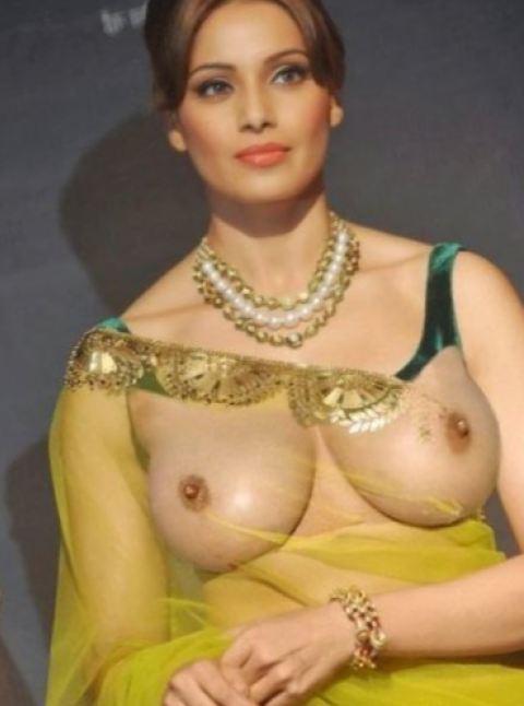 Bipasha Basu Sexy Videos Download Sunny Leone - Bipasha basu boobs photo - MegaPornX.com