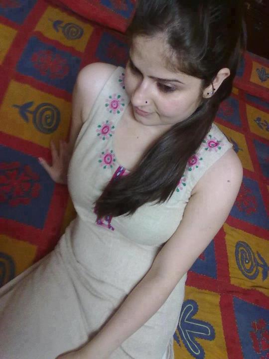 Gujarat Xxx Girl 10 Yers - Nude 18 selfies - MegaPornX.com