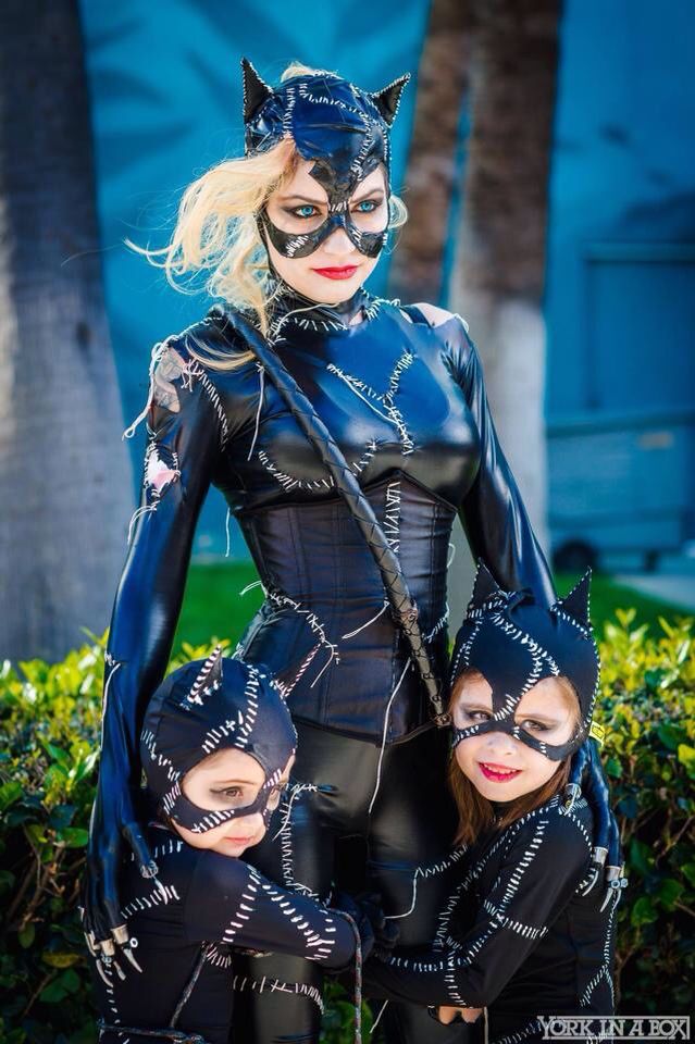 a catwoman with her kittens cosplay such a good idea xoxoxo