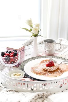 a quick and easy antique style enamel breakfast tray makeover plus a valentines date a postcard