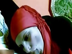 arab girl with red hijab sucking dick amateur arab blowjob