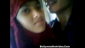 gorgeous hyderabadi muslim girl first time home sex with lover - MegaPornX