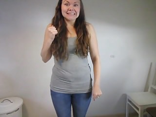 bbw with nice belly peeing in her grey jeans in shower porn