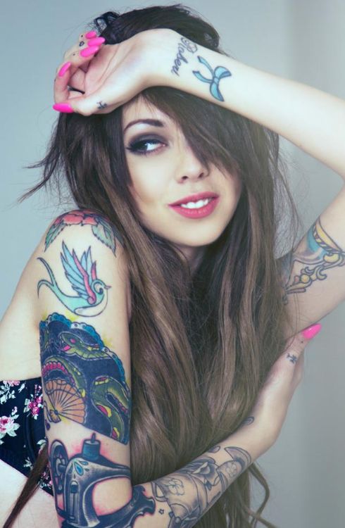 best tattuajes sexy women images on pinterest tattoo girls