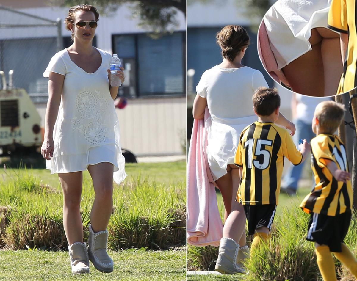 chrissy teigen photos celebrity wardrobe malfunctions soccer