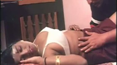 desi home sex videos mumbai bhabhi with boss indian porn tube video 1