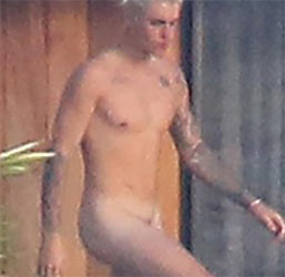did justin bieber just get caught waving his dick around queerclick 1