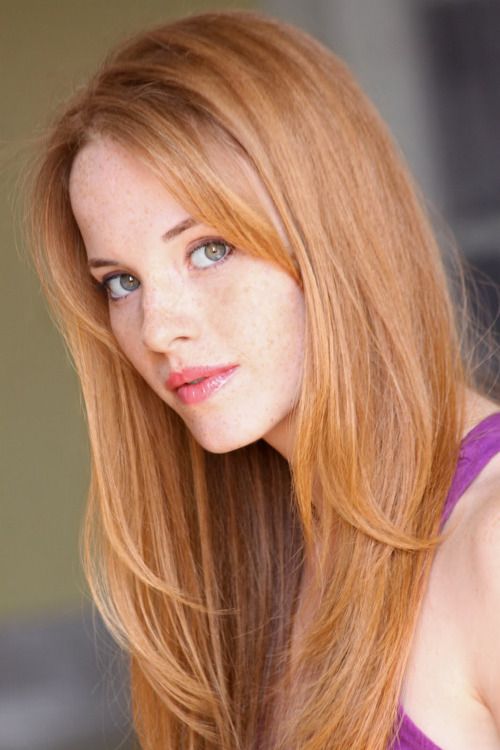 exclusive interview with switched at birth star katie leclerc on beauty daphne