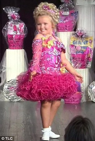 fond memories honey boo in a series one episode wearing pink at a pageant