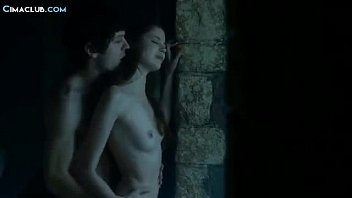 game of thrones nude scenes clariise