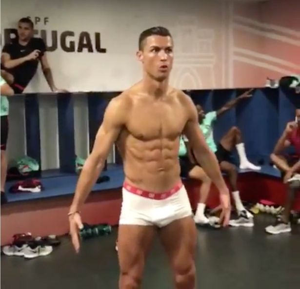 gay porn stars take the rated mannequin challenge on set