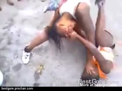 Nude black girl fights