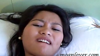 girl moaning all over the video must watch