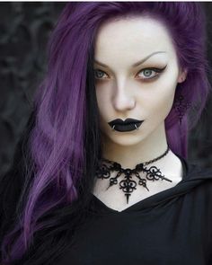 Hot Nude Pale Goth Girl