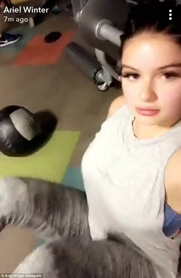 gym ready the modern family starlet pushed her way through a grueling workout with