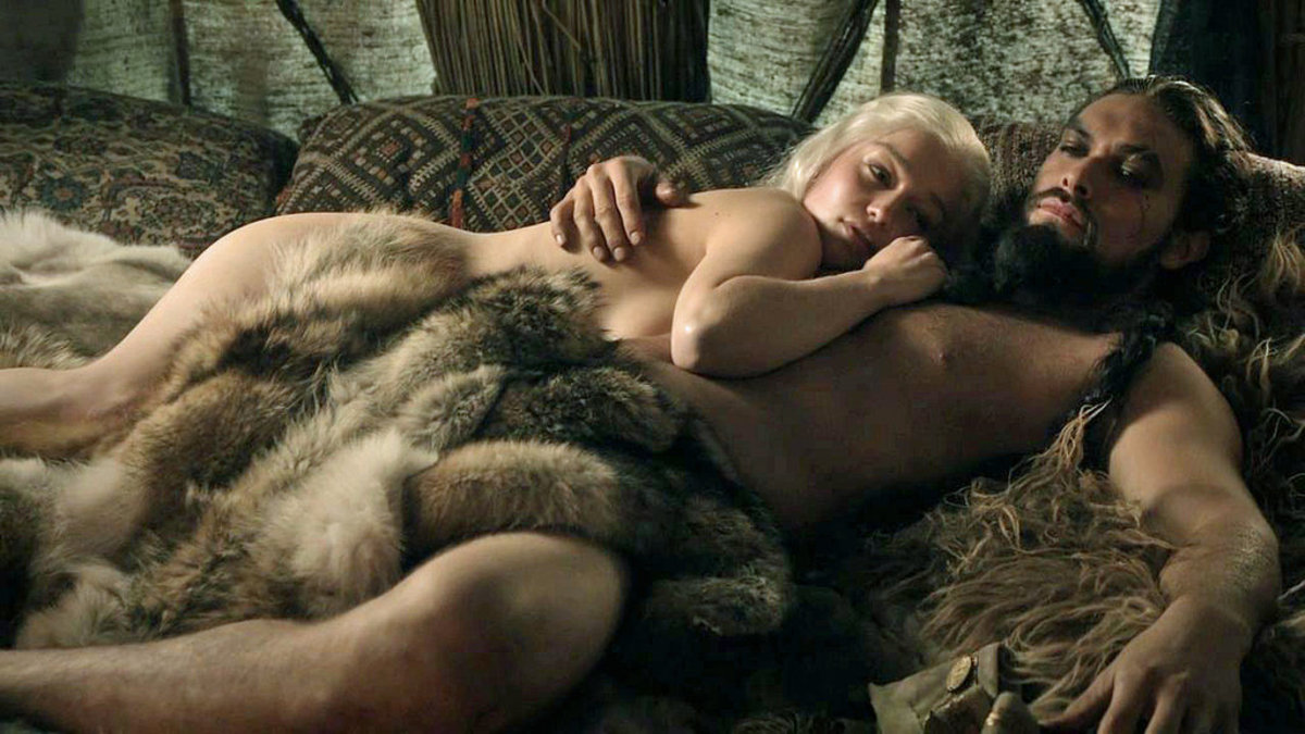 hbo goes to war with pornhub over game of thrones sex clips maxim