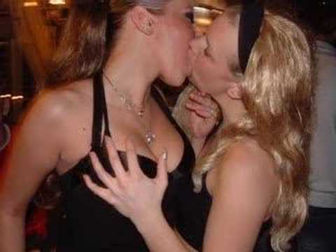 hot girls kissing each other porn youtube