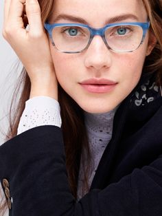 how to find the most flattering glasses for your face shape cat 1