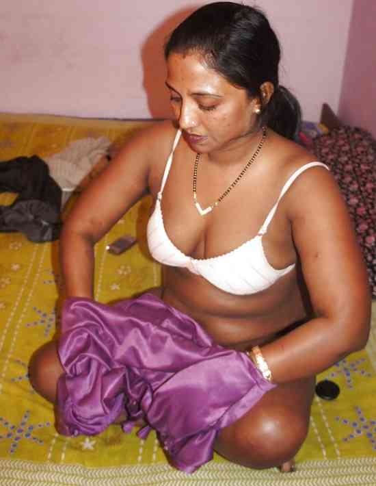 indian desi bhabhi nude porn pics indian desi bhabhi milky big boobs pics indian desi bhabhi sexy boobs ki photo