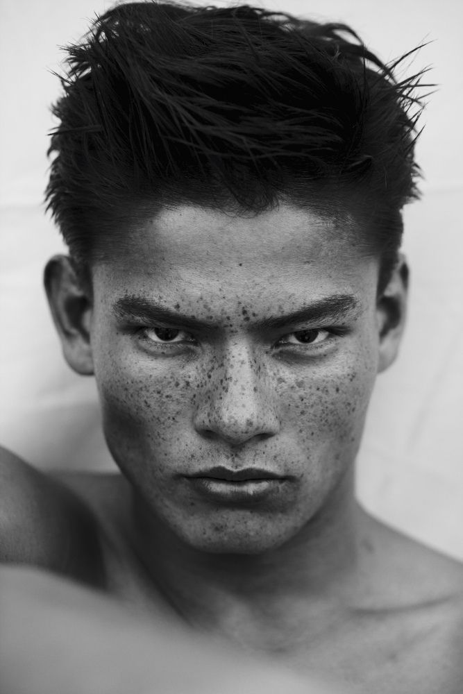 insanely hot guys with freckles who will make you melt photos