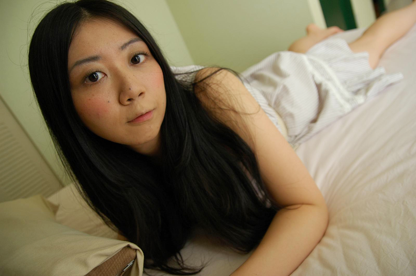 japanese teen strips and pleases cock porno gambar nomor