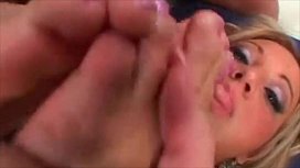 julian rios barefoot maniacs cumshots on feet compilation