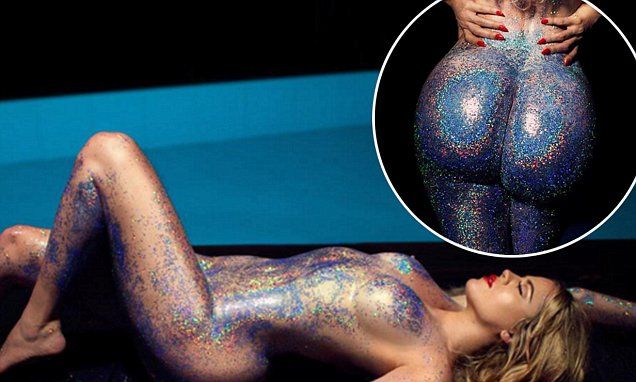 khloe kardashian flaunts sensational honed curves as she is doused in glimmering body paint