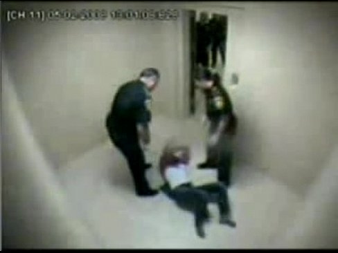 louisiana woman stripped naked male police 4
