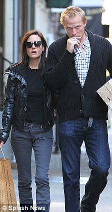 love birds after seven years of marriage jennifer connelly and paul bettany walk arm