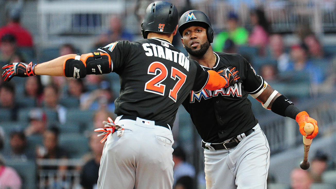 marlins stanton and ozuna share player of the week award
