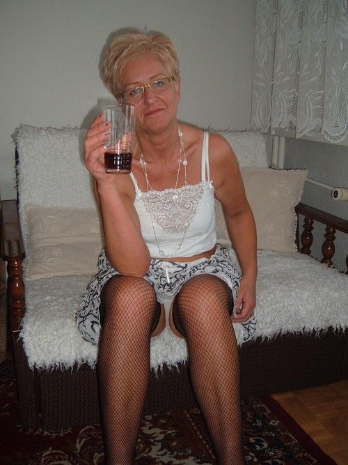 mature granny upskirt and panties uk granny dating hot sex with grannies