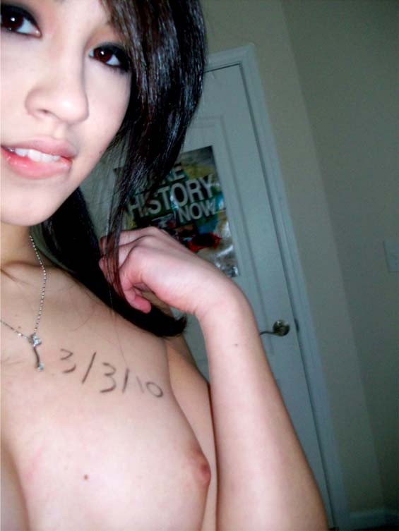 Asian Ex Girlfriend Naked Picture