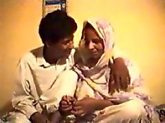 pakistani punjabi guy fucking horny mother in law