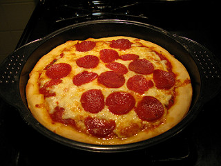pizza pan amature food porn pan pizza this is the best pizza