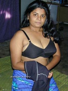 real tamil aunty saree nude pictures in sex photos indian housewife sexy nighty