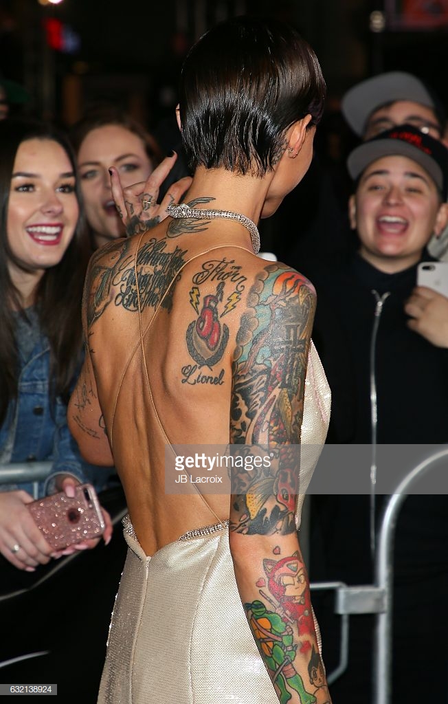 ruby rose tattoo details attends the premiere of paramount pictures return of xander