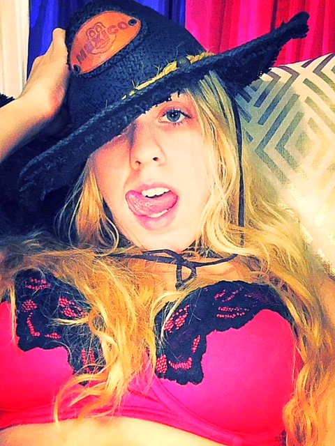 see you online chaturbate sexy cowgirl rocker chick blonde fanclub nola slutstud tongue hat hot porn camgirl