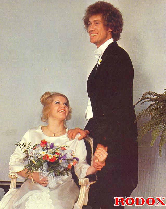 sex retro pics in seventies wedding photoshoot turns into porn shoot
