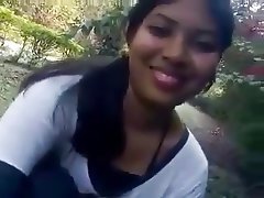 sexy indian college girl first time showing her juicy boobs indian outdoor 1
