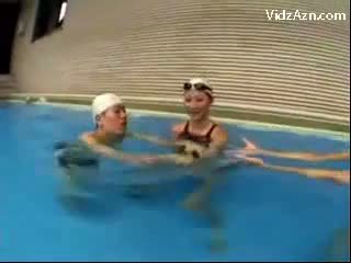 slim guy in swimming cap getting kiss of life cock jerked girls licking pussies