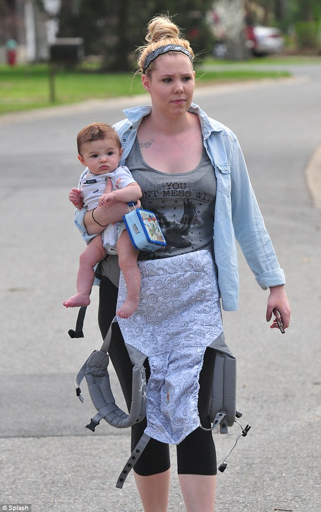 teen mom kailyn lowry steps out after revealing she