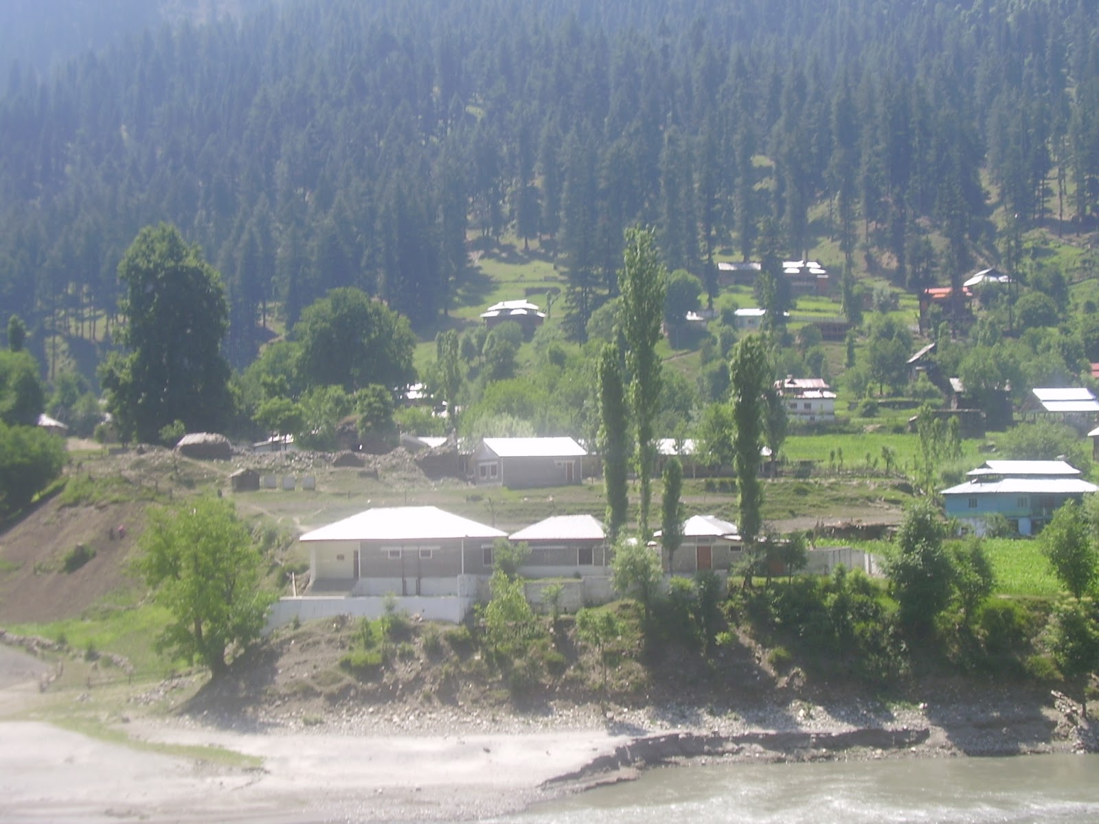 there is a beutiful rest house for visitors constructed tourism department of ajk government 4