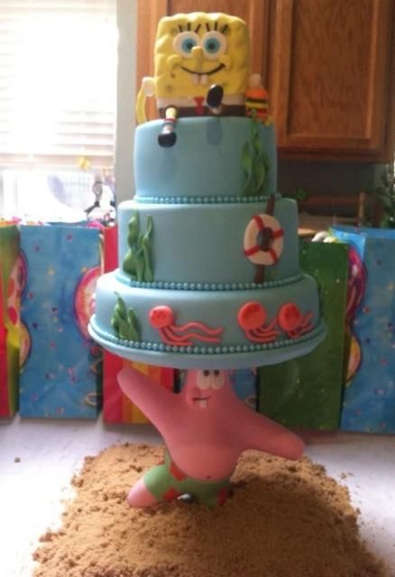 tier spongebob squarepants cake with spongbob on top and patrick on the bottom holding