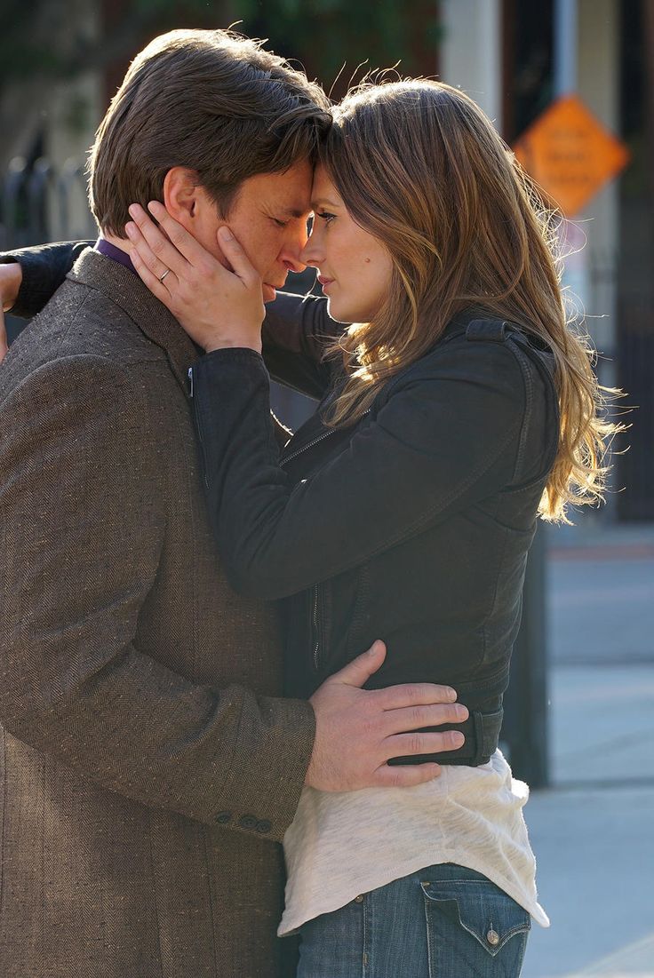 tonight on abc castle starring nathan fillion continues with an all new monday may season finale called