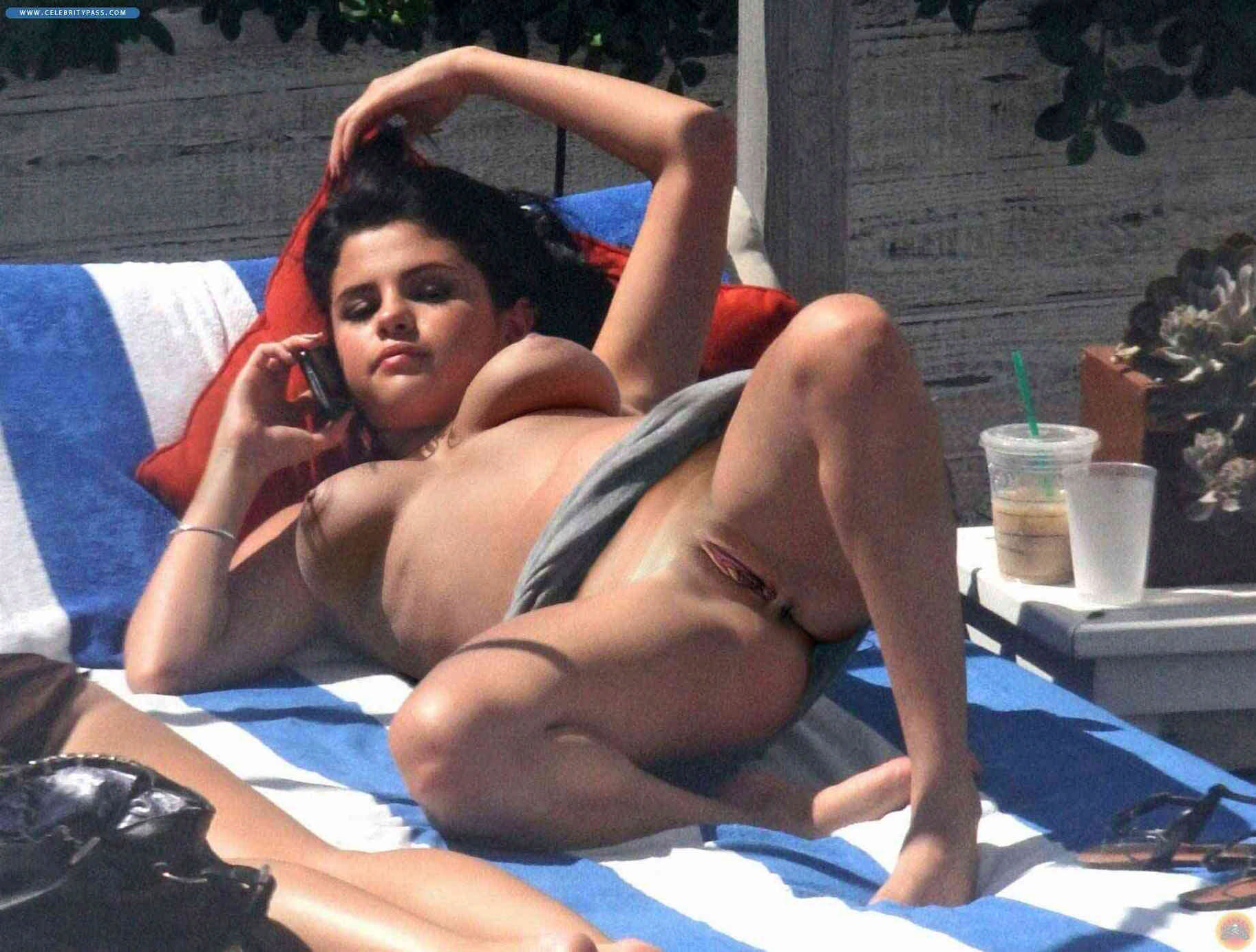 Selena gomez leaked
