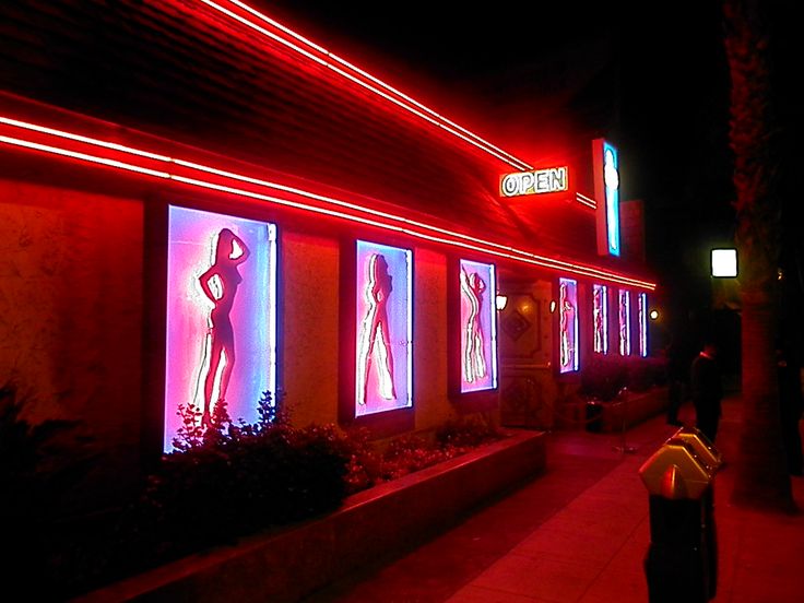 truthfully i hate strip clubs they remind me of ex whore girlfriend