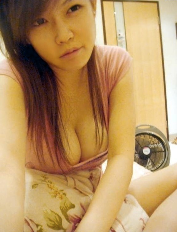 very sexy asian ex girlfriend with busty tits nude amateur girls