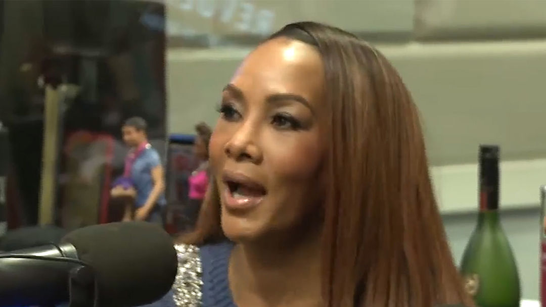 vivica a fox insists her male strippers dont dance for gay guys
