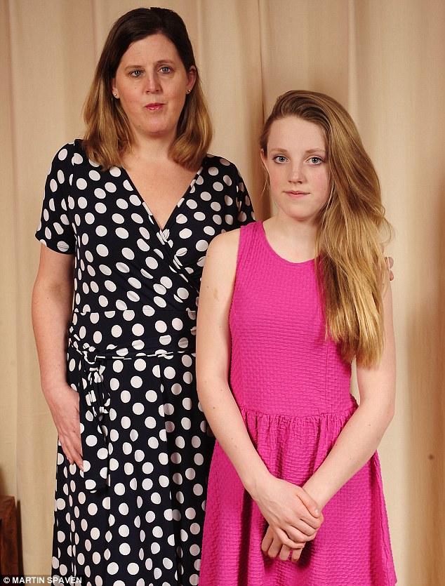 wake up call shona was shocked when she read text messages her daughter annie