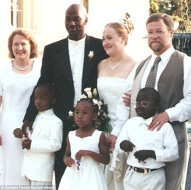 wedding day dolezal and moore got married in but the couple split up just